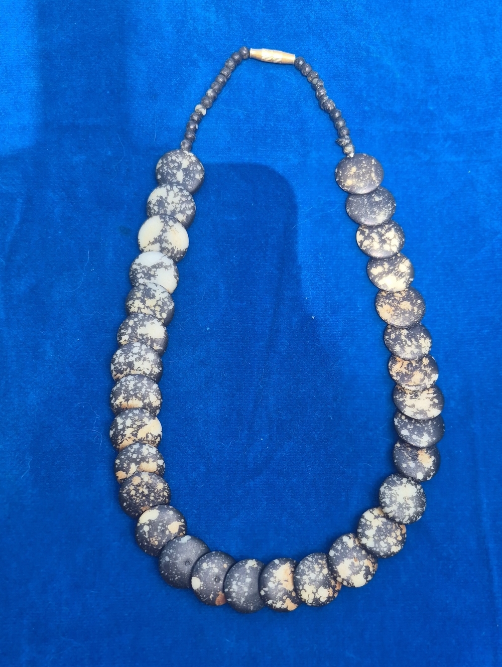 Disc Faux Stone Bead Necklace